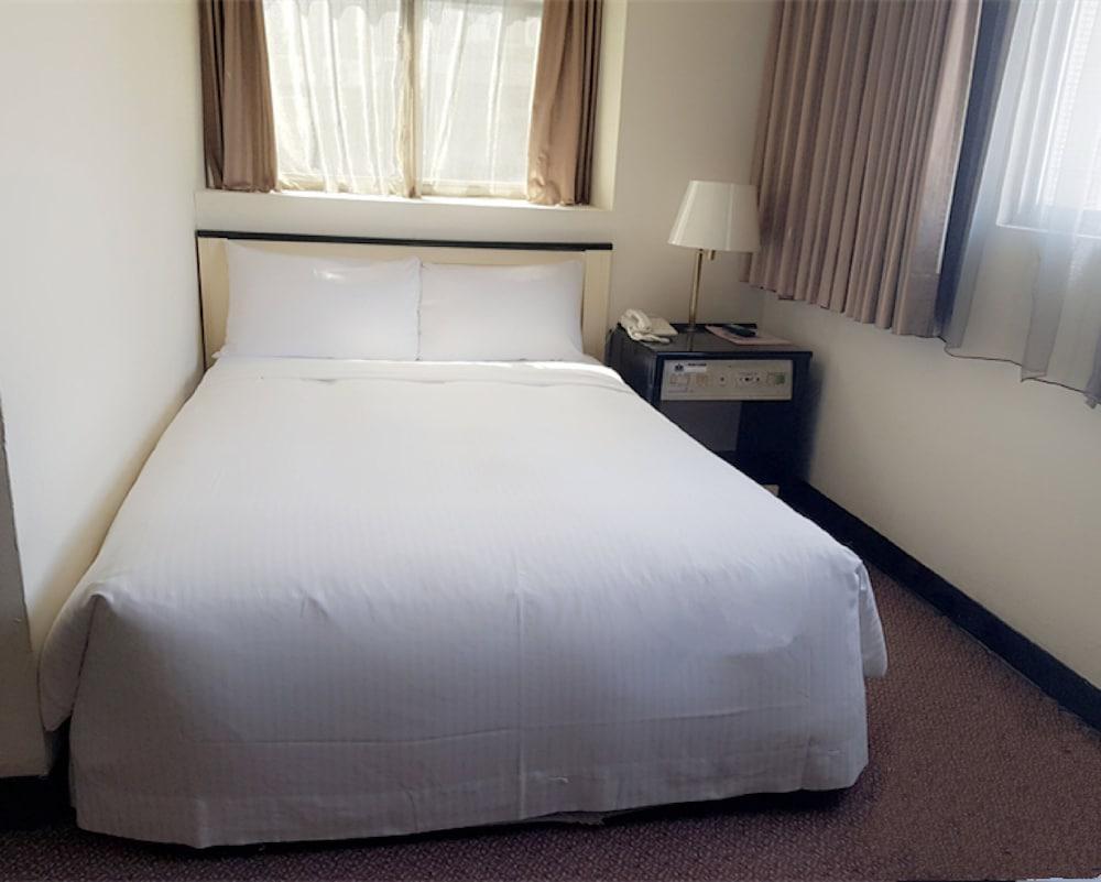 Onetel - Ximen Otel Zhonghe  Dış mekan fotoğraf