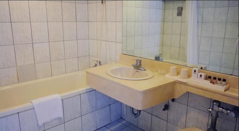 Onetel - Ximen Otel Zhonghe  Dış mekan fotoğraf